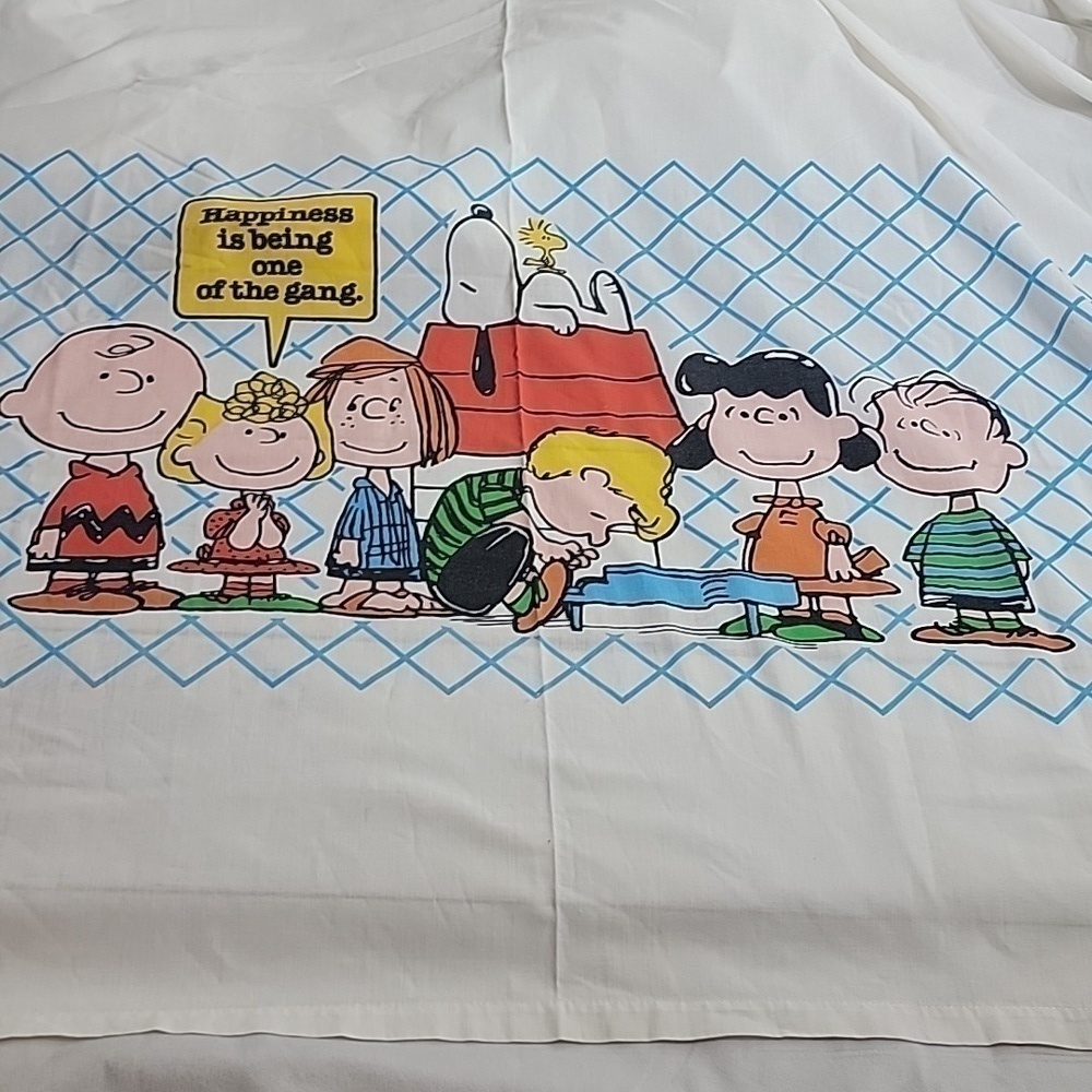 Vintage 1970s Peanuts Snoopy Gang Twin No Iron Muslin Made in the USA Flat Sheet